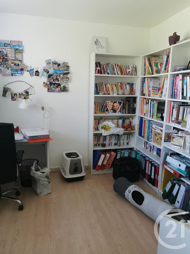 Appartement F6 à vendre - 6 pièces - 101.0 m2 - ST DIE - 88 - LORRAINE - Century 21 Céline Jacques Immobilier Appartement F6 à vendre - 6 pièces - 101.0 m2 - ST DIE - 88 - LORRAINE - Century 21 Céline Jacques Immobilier