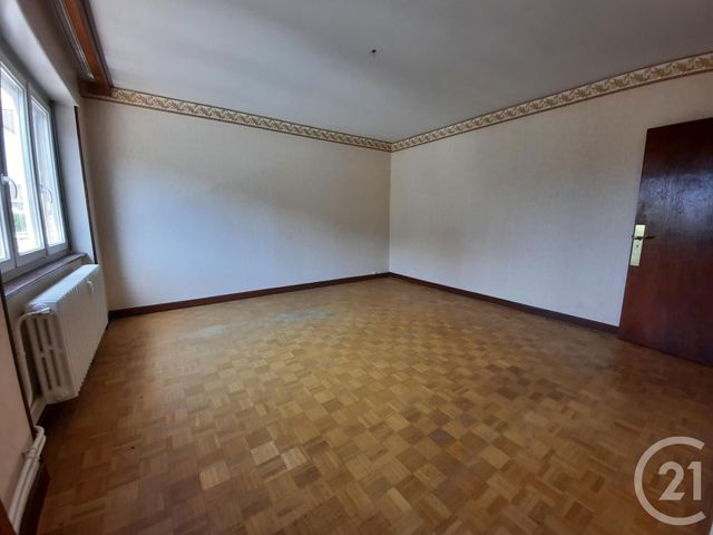 Afficher la photo en grand Appartement T3 à vendre - 3 pièces - 73.79 m2 - ST DIE DES VOSGES - 88 - LORRAINE - Century 21 Céline Jacques Immobilier