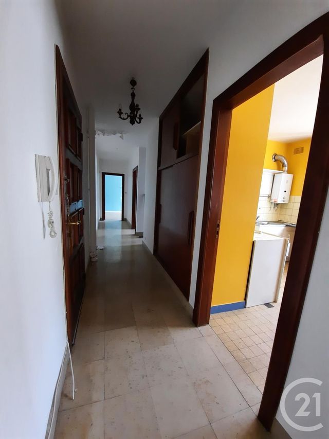 Afficher la photo en grand Appartement T3 à vendre - 3 pièces - 73.79 m2 - ST DIE DES VOSGES - 88 - LORRAINE - Century 21 Céline Jacques Immobilier