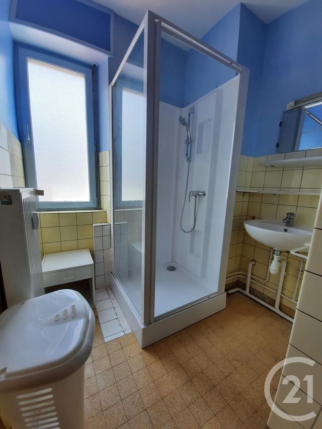 Afficher la photo en grand Appartement T3 à vendre - 3 pièces - 73.79 m2 - ST DIE DES VOSGES - 88 - LORRAINE - Century 21 Céline Jacques Immobilier