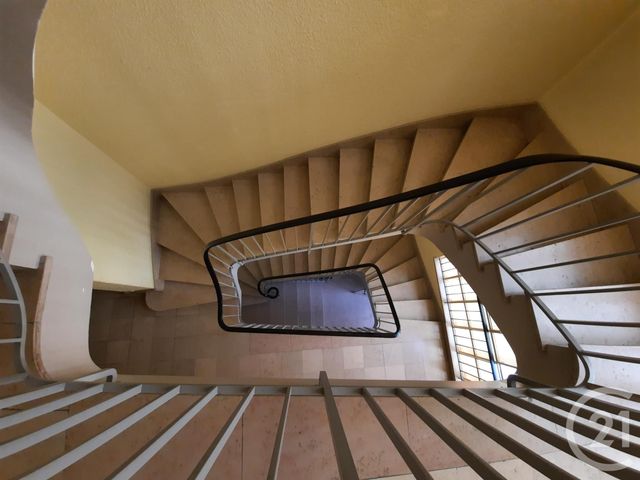Afficher la photo en grand Appartement T3 à vendre - 3 pièces - 73.79 m2 - ST DIE DES VOSGES - 88 - LORRAINE - Century 21 Céline Jacques Immobilier