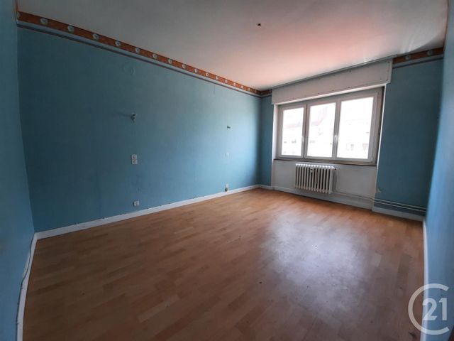 Afficher la photo en grand Appartement T3 à vendre - 3 pièces - 73.79 m2 - ST DIE DES VOSGES - 88 - LORRAINE - Century 21 Céline Jacques Immobilier