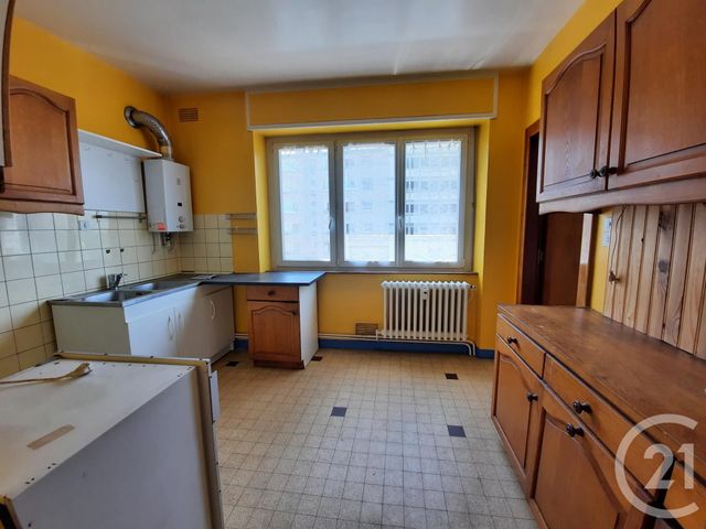 Afficher la photo en grand Appartement T3 à vendre - 3 pièces - 73.79 m2 - ST DIE DES VOSGES - 88 - LORRAINE - Century 21 Céline Jacques Immobilier