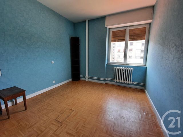Afficher la photo en grand Appartement T3 à vendre - 3 pièces - 73.79 m2 - ST DIE DES VOSGES - 88 - LORRAINE - Century 21 Céline Jacques Immobilier