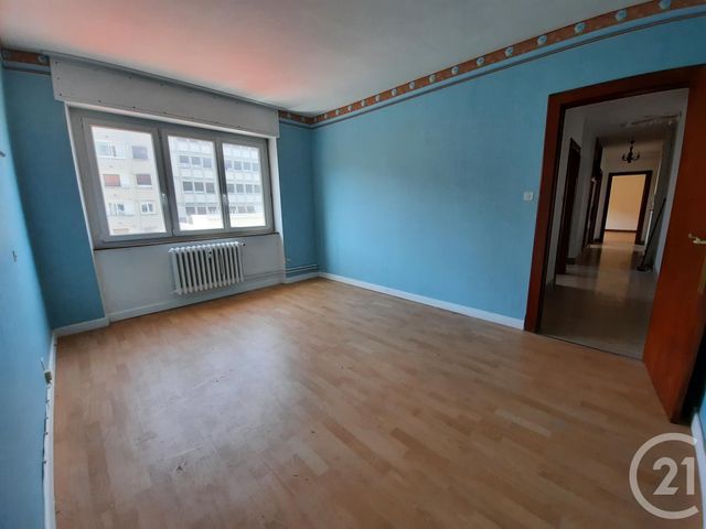 Afficher la photo en grand Appartement T3 à vendre - 3 pièces - 73.79 m2 - ST DIE DES VOSGES - 88 - LORRAINE - Century 21 Céline Jacques Immobilier