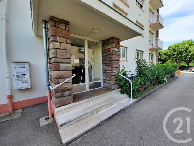 Afficher la photo en grand Appartement T3 à vendre - 3 pièces - 73.79 m2 - ST DIE DES VOSGES - 88 - LORRAINE - Century 21 Céline Jacques Immobilier