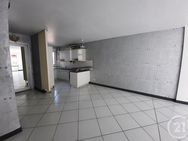 Appartement F3 à vendre - 3 pièces - 74.37 m2 - ST DIE - 88 - LORRAINE - Century 21 Céline Jacques Immobilier Appartement F3 à vendre - 3 pièces - 74.37 m2 - ST DIE - 88 - LORRAINE - Century 21 Céline Jacques Immobilier