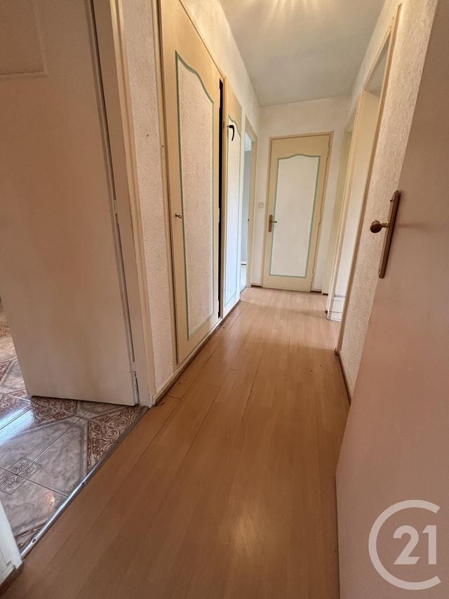 Appartement F5 à vendre - 5 pièces - 84.71 m2 - ST DIE DES VOSGES - 88 - LORRAINE - Century 21 Céline Jacques Immobilier