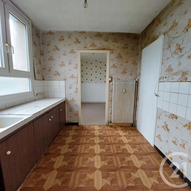 Appartement F5 à vendre - 6 pièces - 101.63 m2 - ST DIE DES VOSGES - 88 - LORRAINE - Century 21 Céline Jacques Immobilier