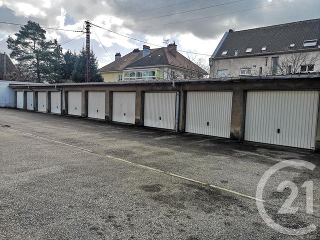 parking à louer - 16.0 m2 - ST DIE DES VOSGES - 88 - LORRAINE - Century 21 Céline Jacques Immobilier