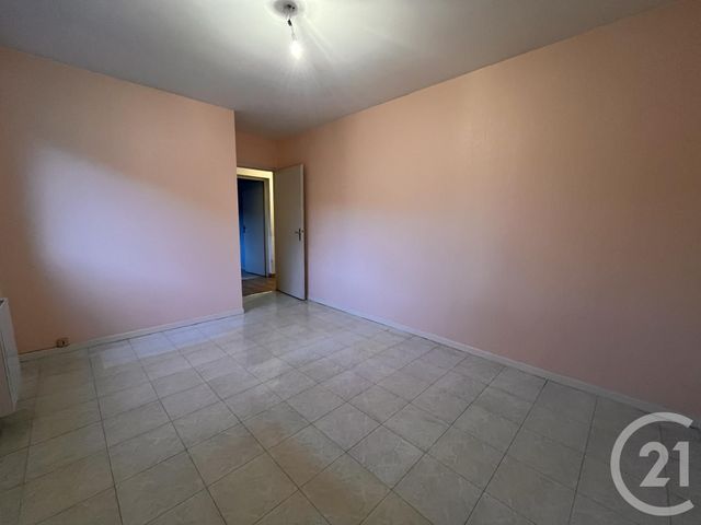 Appartement F3 à vendre - 3 pièces - 54.93 m2 - ST DIE DES VOSGES - 88 - LORRAINE - Century 21 Céline Jacques Immobilier