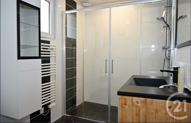 maison à louer - 5 pièces - 148.0 m2 - ETIVAL CLAIREFONTAINE - 88 - LORRAINE - Century 21 Céline Jacques Immobilier