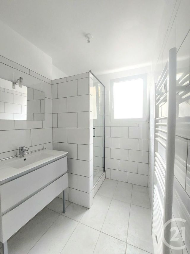 Appartement F2 à louer - 2 pièces - 44.0 m2 - ST DIE DES VOSGES - 88 - LORRAINE - Century 21 Céline Jacques Immobilier