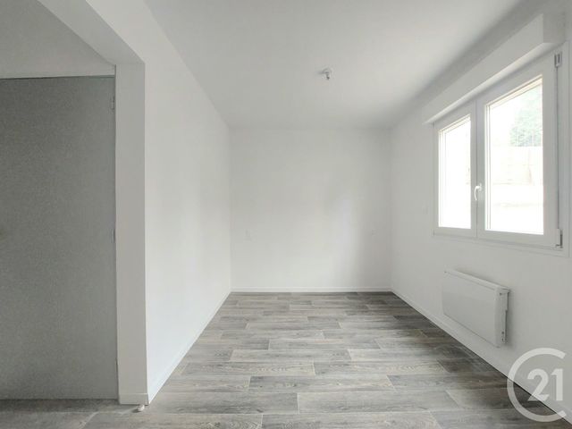 Appartement F2 à louer - 2 pièces - 44.0 m2 - ST DIE DES VOSGES - 88 - LORRAINE - Century 21 Céline Jacques Immobilier