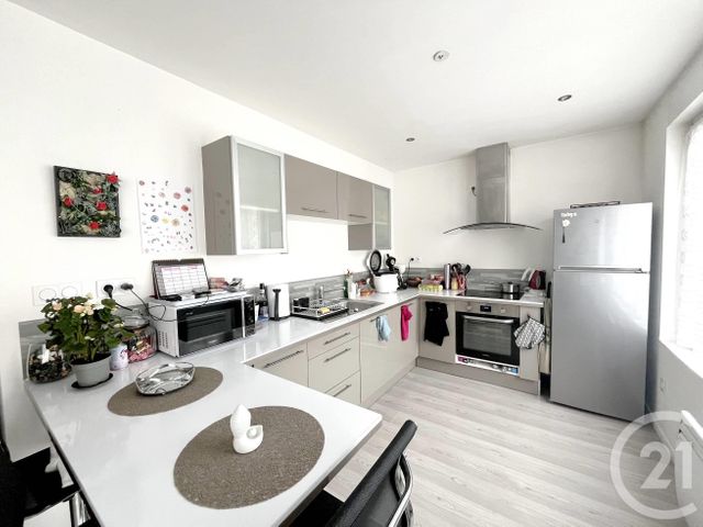 Appartement F2 bis à louer - 3 pièces - 53.0 m2 - ST DIE DES VOSGES - 88 - LORRAINE - Century 21 Céline Jacques Immobilier