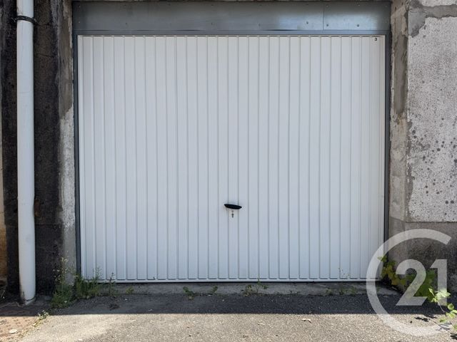 parking à louer - 20.0 m2 - ST DIE DES VOSGES - 88 - LORRAINE - Century 21 Céline Jacques Immobilier