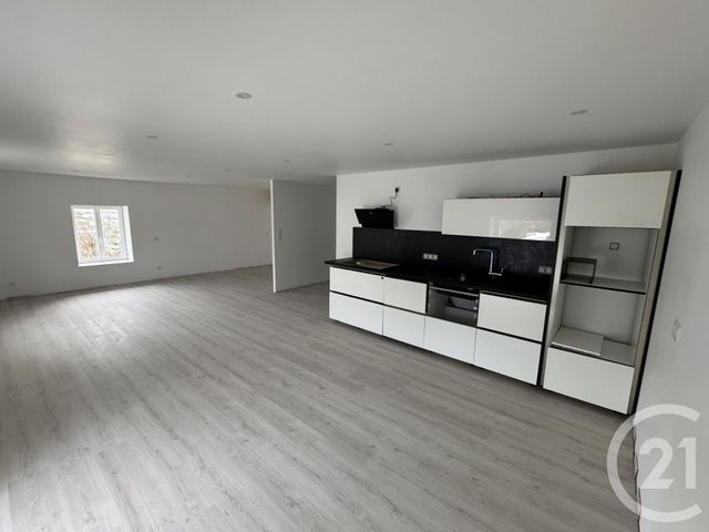 Appartement F3 bis à louer - 3 pièces - 101.0 m2 - ETIVAL CLAIREFONTAINE - 88 - LORRAINE - Century 21 Céline Jacques Immobilier