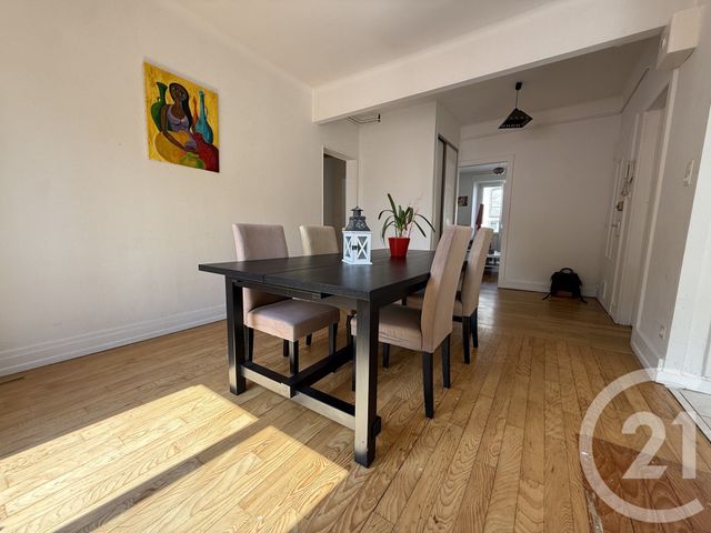 Afficher la photo en grand Appartement F4 à vendre - 4 pièces - 75.0 m2 - ST DIE DES VOSGES - 88 - LORRAINE - Century 21 Céline Jacques Immobilier