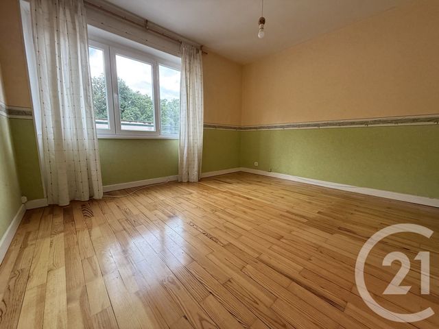 Afficher la photo en grand Appartement F3 à vendre - 3 pièces - 67.18 m2 - ST DIE DES VOSGES - 88 - LORRAINE - Century 21 Céline Jacques Immobilier