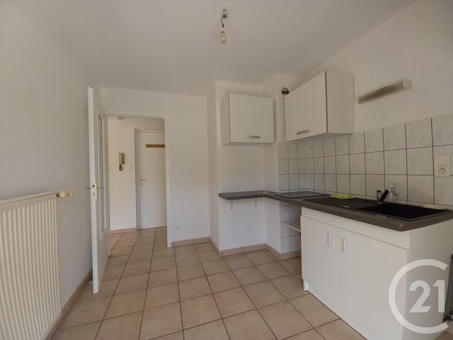 Appartement F2 à louer - 2 pièces - 47.0 m2 - ST DIE DES VOSGES - 88 - LORRAINE - Century 21 Céline Jacques Immobilier