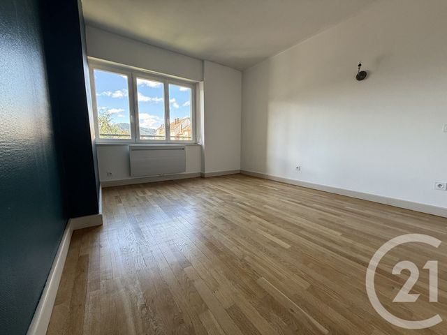 Appartement F3 à louer - 3 pièces - 94.0 m2 - ST DIE DES VOSGES - 88 - LORRAINE - Century 21 Céline Jacques Immobilier