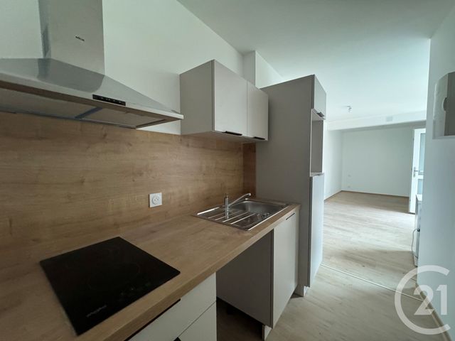 Appartement F1 à louer - 1 pièce - 22.0 m2 - ST DIE DES VOSGES - 88 - LORRAINE - Century 21 Céline Jacques Immobilier