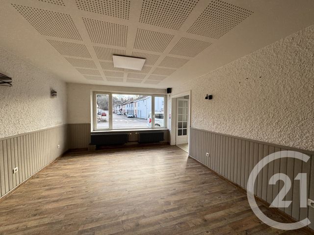 Appartement Local à louer - 5 pièces - 110.0 m2 - MOYENMOUTIER - 88 - LORRAINE - Century 21 Céline Jacques Immobilier