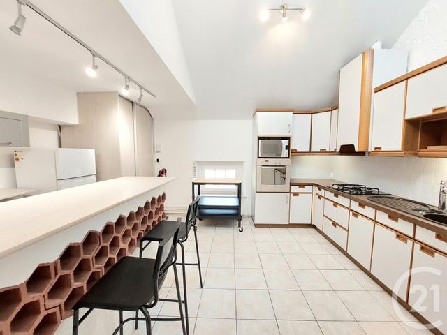 Appartement F3 à louer - 3 pièces - 78.0 m2 - ST DIE DES VOSGES - 88 - LORRAINE - Century 21 Céline Jacques Immobilier