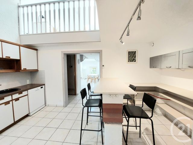 Appartement F3 à louer - 3 pièces - 78.0 m2 - ST DIE DES VOSGES - 88 - LORRAINE - Century 21 Céline Jacques Immobilier