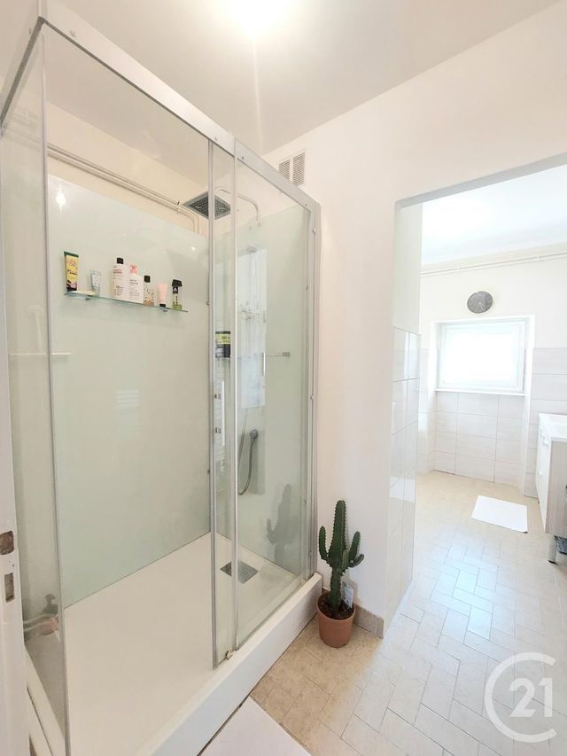 Appartement F4 à louer - 4 pièces - 86.95 m2 - ST DIE DES VOSGES - 88 - LORRAINE - Century 21 Céline Jacques Immobilier