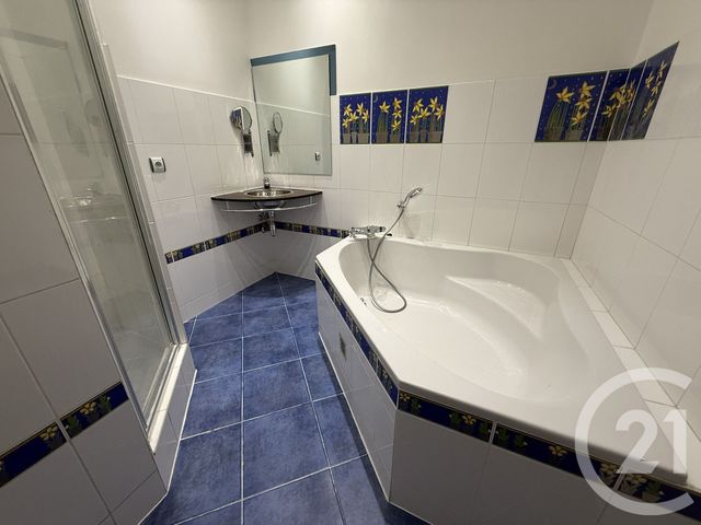 Appartement F8 à vendre - 8 pièces - 362.9 m2 - ST DIE DES VOSGES - 88 - LORRAINE - Century 21 Céline Jacques Immobilier