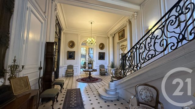 Appartement F8 à vendre - 8 pièces - 362.9 m2 - ST DIE DES VOSGES - 88 - LORRAINE - Century 21 Céline Jacques Immobilier