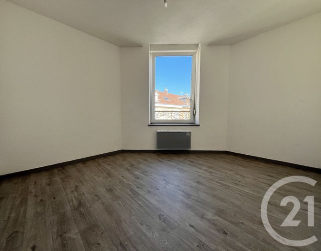 Appartement F3 à louer - 3 pièces - 62.5 m2 - ST DIE DES VOSGES - 88 - LORRAINE - Century 21 Céline Jacques Immobilier