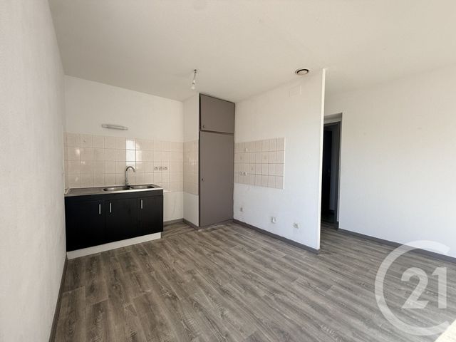 Appartement F3 à louer - 3 pièces - 62.5 m2 - ST DIE DES VOSGES - 88 - LORRAINE - Century 21 Céline Jacques Immobilier