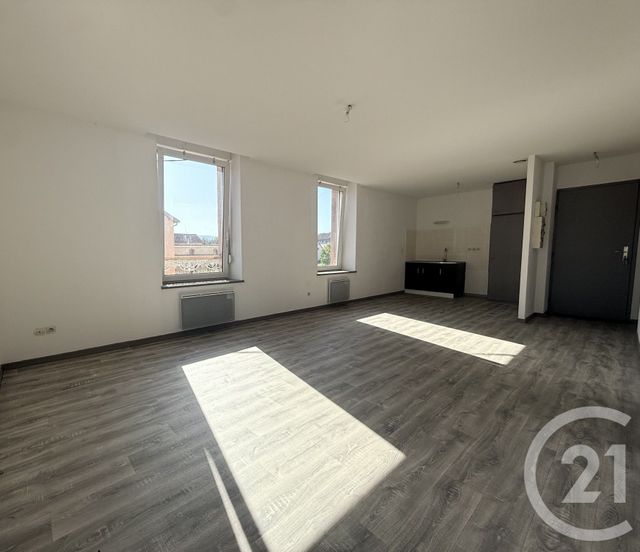 Appartement F3 à louer - 3 pièces - 62.5 m2 - ST DIE DES VOSGES - 88 - LORRAINE - Century 21 Céline Jacques Immobilier