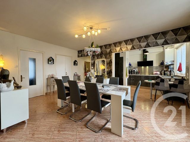 Appartement F4 à vendre - 3 pièces - 73.0 m2 - ST DIE DES VOSGES - 88 - LORRAINE - Century 21 Céline Jacques Immobilier