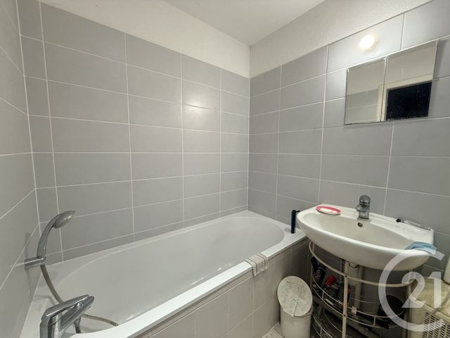 Appartement F3 à vendre - 3 pièces - 63.49 m2 - ST DIE DES VOSGES - 88 - LORRAINE - Century 21 Céline Jacques Immobilier