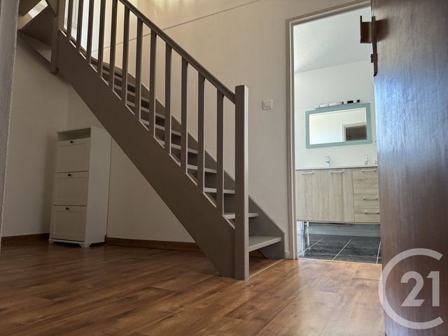 Appartement à louer - 2 pièces - 60.0 m2 - ST DIE DES VOSGES - 88 - LORRAINE - Century 21 Céline Jacques Immobilier