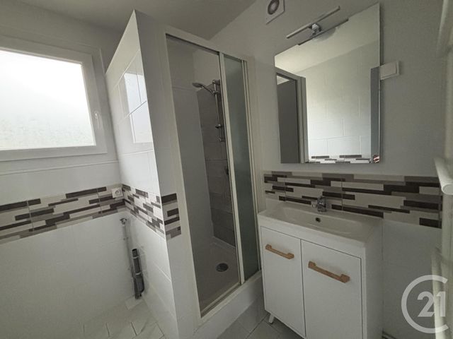 Appartement F2 à louer - 2 pièces - 40.0 m2 - ST DIE DES VOSGES - 88 - LORRAINE - Century 21 Céline Jacques Immobilier