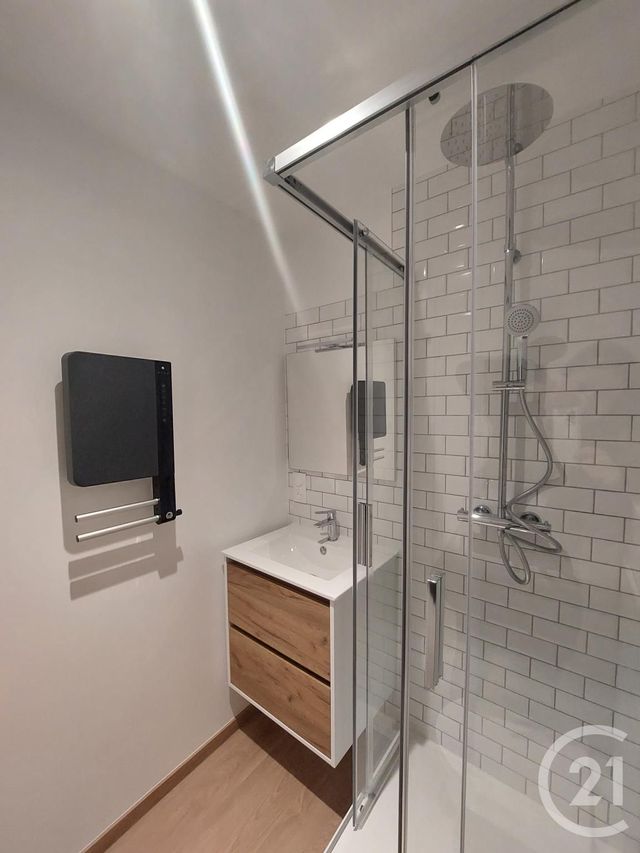 Appartement F1 à louer - 1 pièce - 17.5 m2 - ST DIE DES VOSGES - 88 - LORRAINE - Century 21 Céline Jacques Immobilier