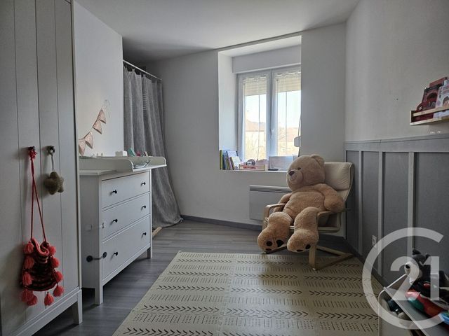 Appartement F4 à louer - 4 pièces - 92.0 m2 - RAON L ETAPE - 88 - LORRAINE - Century 21 Céline Jacques Immobilier