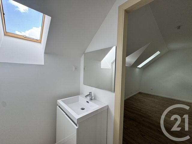Appartement F3 à louer - 3 pièces - 59.46 m2 - ST DIE DES VOSGES - 88 - LORRAINE - Century 21 Céline Jacques Immobilier