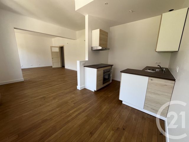 Appartement F3 à louer - 3 pièces - 92.92 m2 - ST DIE DES VOSGES - 88 - LORRAINE - Century 21 Céline Jacques Immobilier