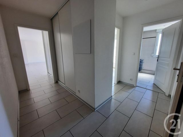 Appartement F4 à louer - 4 pièces - 94.7 m2 - ST DIE DES VOSGES - 88 - LORRAINE - Century 21 Céline Jacques Immobilier
