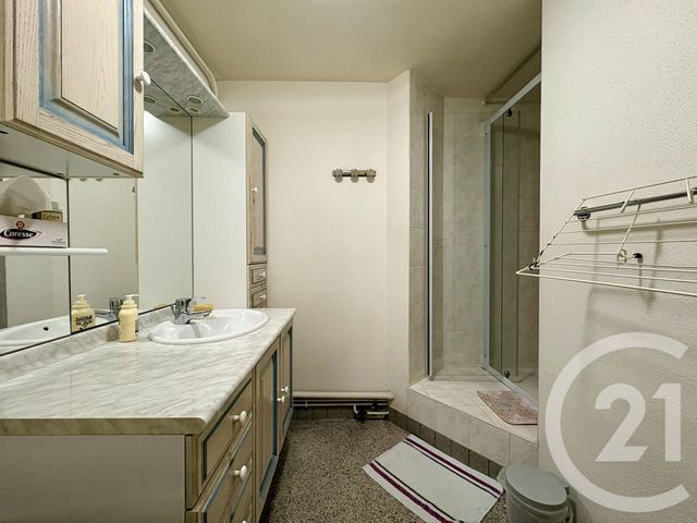 Appartement F2 à louer - 2 pièces - 53.5 m2 - ST DIE DES VOSGES - 88 - LORRAINE - Century 21 Céline Jacques Immobilier