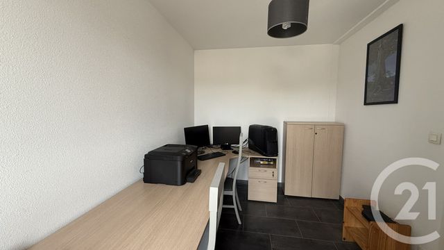Appartement F3 à vendre - 3 pièces - 60.5 m2 - ST DIE DES VOSGES - 88 - LORRAINE - Century 21 Céline Jacques Immobilier