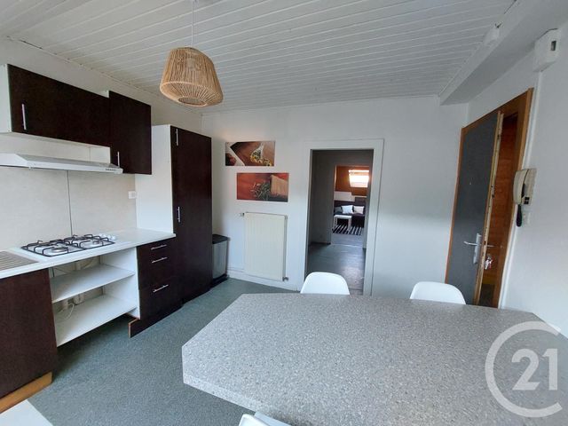 Appartement F2 à louer - 2 pièces - 38.0 m2 - ST DIE DES VOSGES - 88 - LORRAINE - Century 21 Céline Jacques Immobilier