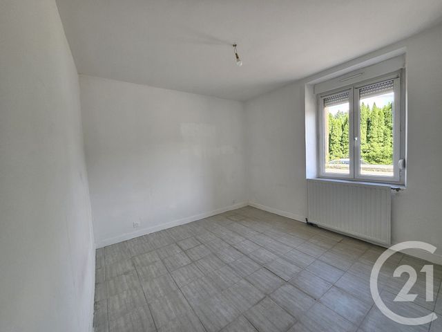 Appartement à louer - 4 pièces - 77.44 m2 - SENONES - 88 - LORRAINE - Century 21 Céline Jacques Immobilier