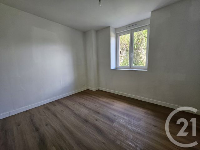 Appartement à louer - 4 pièces - 77.44 m2 - SENONES - 88 - LORRAINE - Century 21 Céline Jacques Immobilier