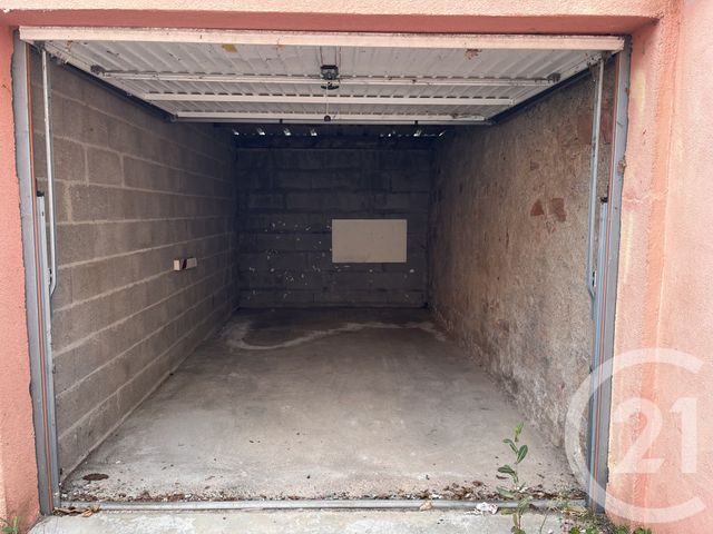 parking à louer - 18.0 m2 - ST DIE DES VOSGES - 88 - LORRAINE - Century 21 Céline Jacques Immobilier